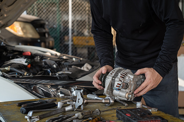 5 Signs of Alternator Failure | Autobahn Auto Repair